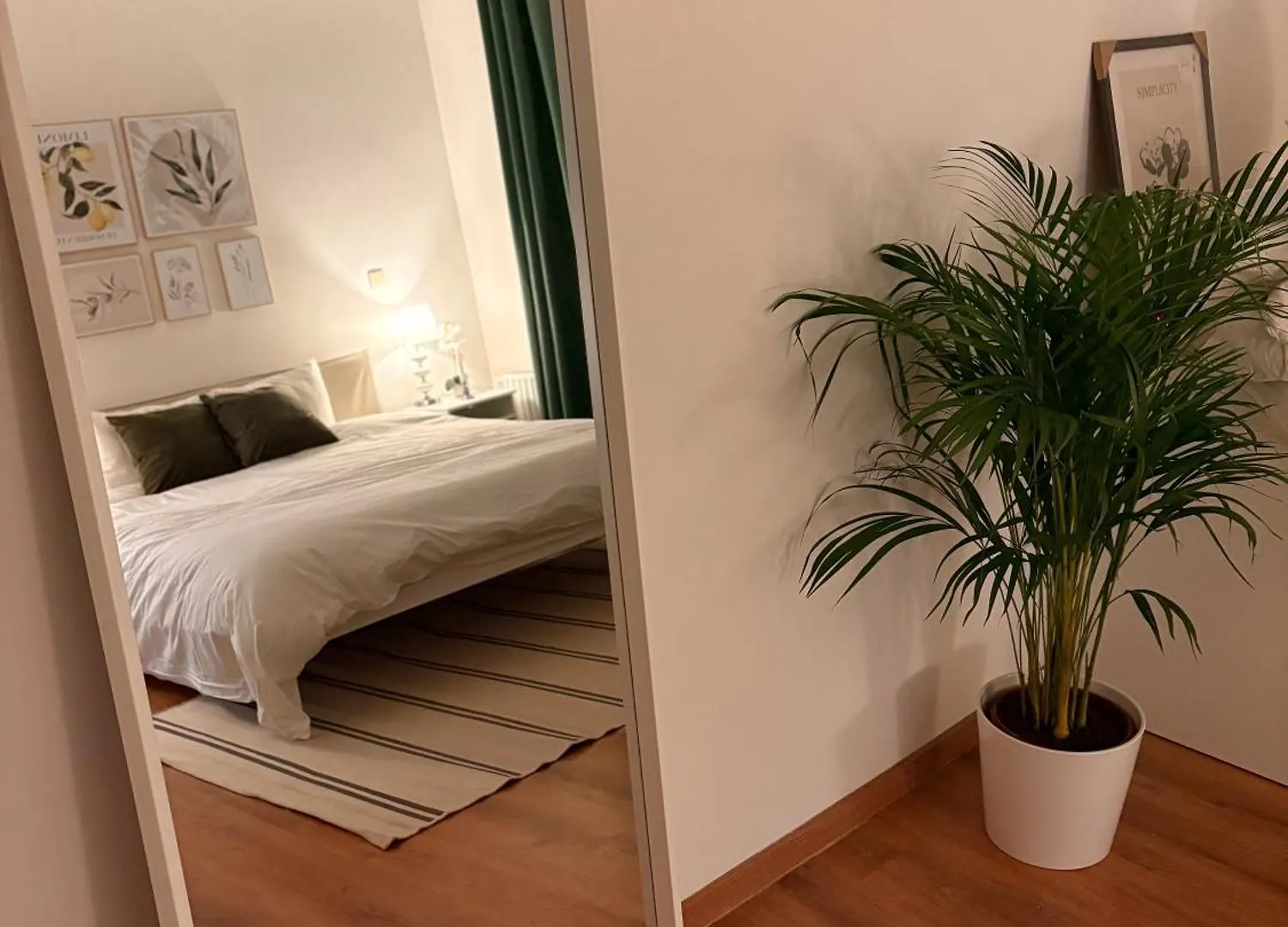 Cozy Private Room With Terrace & Workspace Bruselas Bélgica